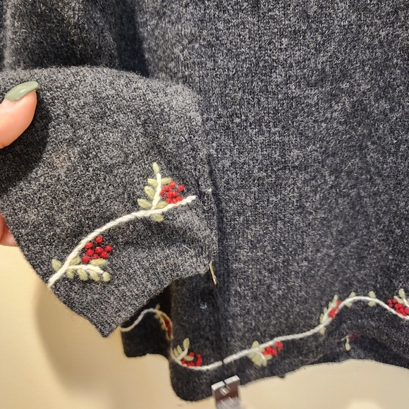 PARAPHRASE gray 100 % Lambswool button Down Cardigan size L - Picture 9 of 12